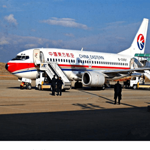 白塔机场物流航空快运业稳步发展的原因是什么？